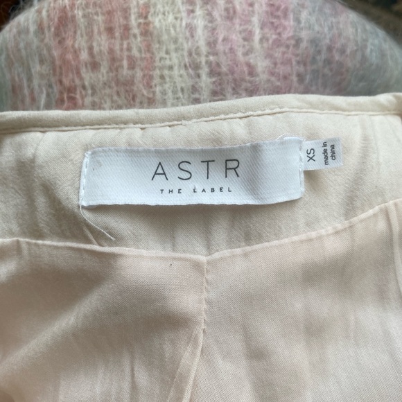 ASTR Ivory Quilted Cropped Blazer Jacket Women's XS - Picture 9 of 11